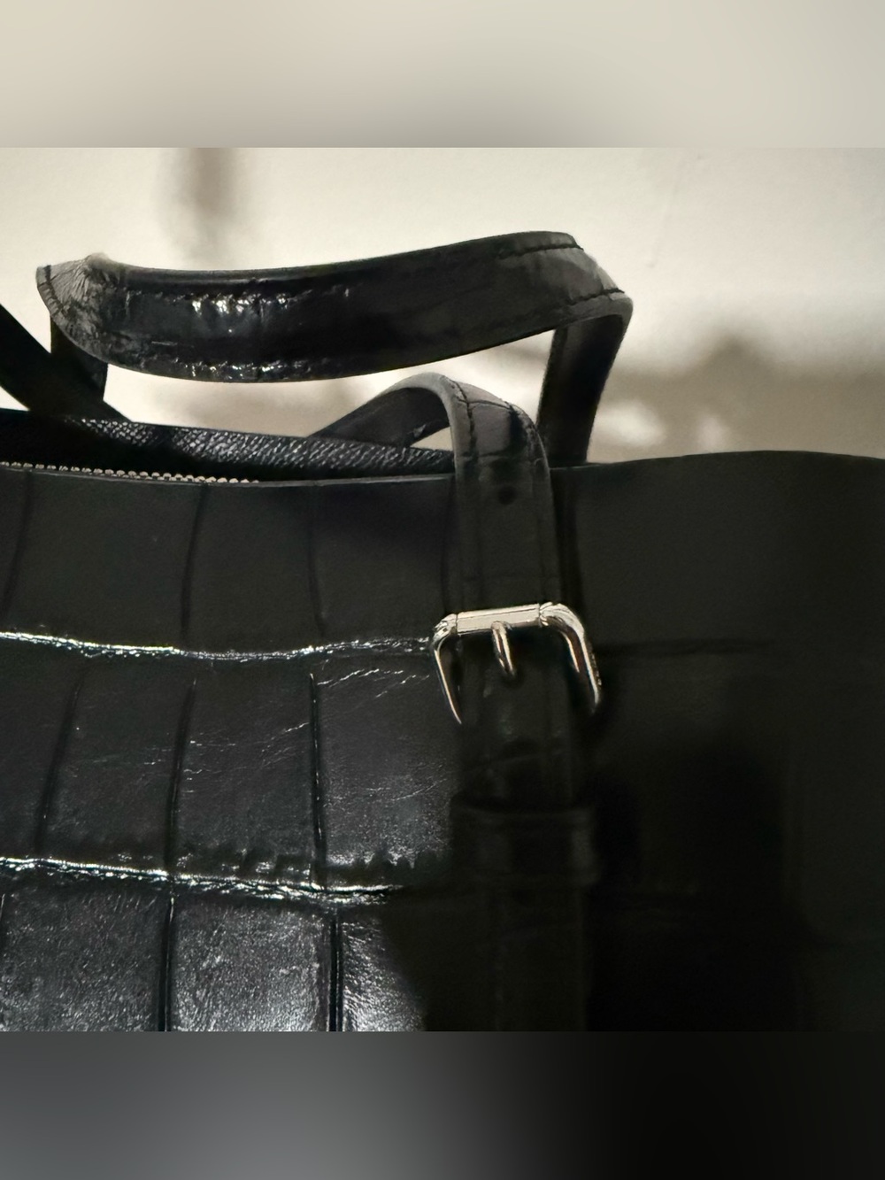 COACH Black Croc Embossed Mollie Tote Bag
25 with straps - Picture 14 of 14